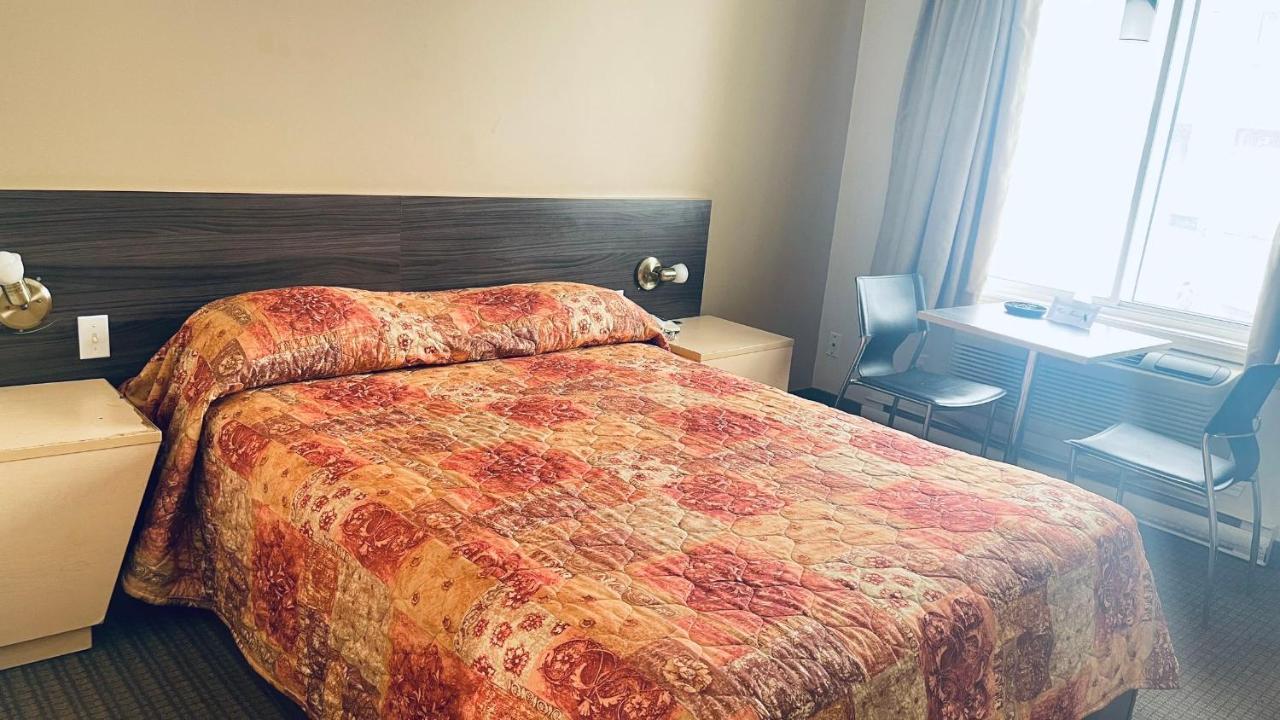 Motel Falcon Броссар Экстерьер фото