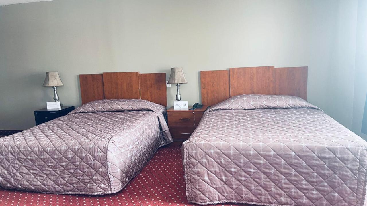 Motel Falcon Броссар Экстерьер фото