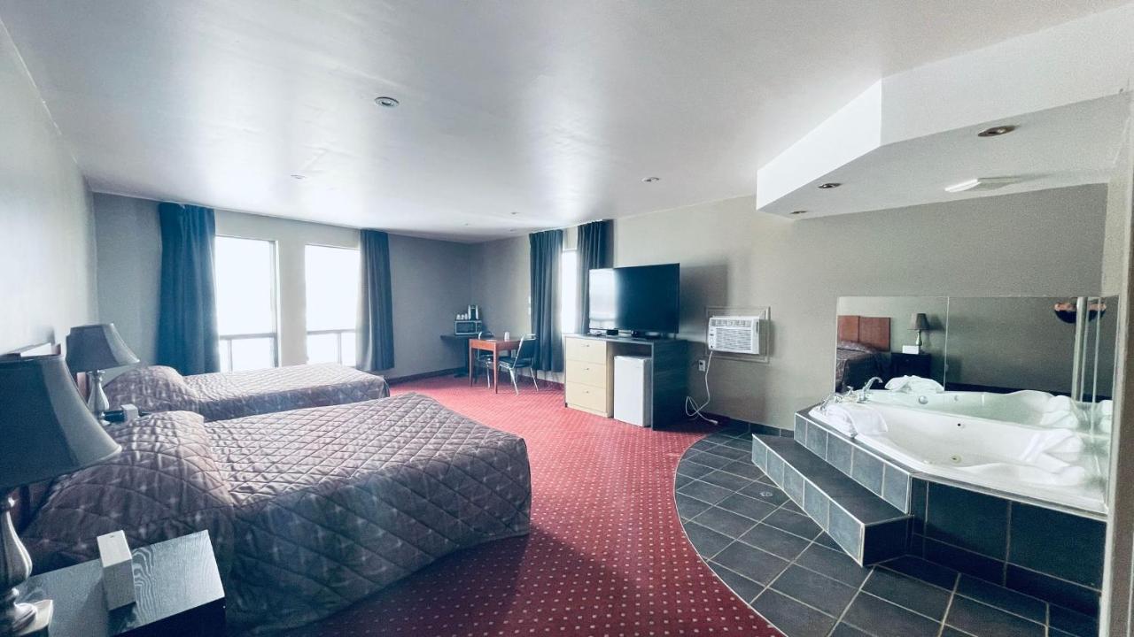 Motel Falcon Броссар Экстерьер фото