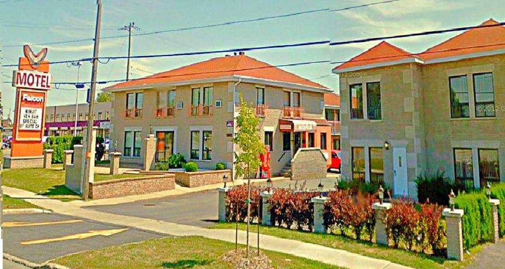 Motel Falcon Броссар Экстерьер фото
