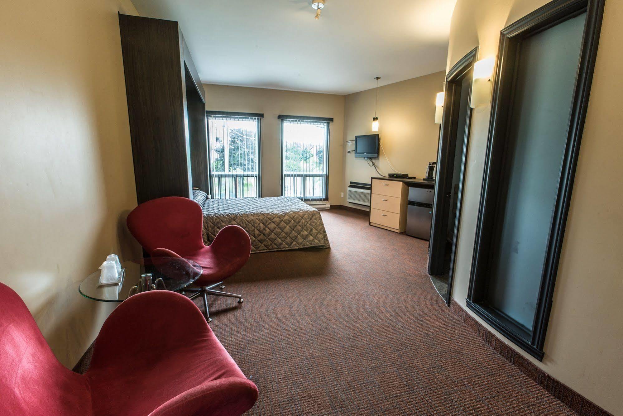 Motel Falcon Броссар Экстерьер фото